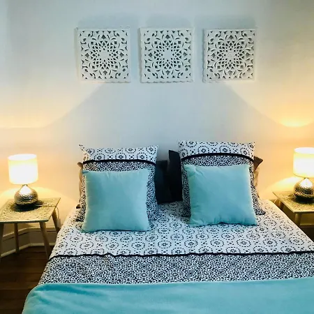 D’hotes Dans Maison Conviviale à St Malo Bed & Breakfast
